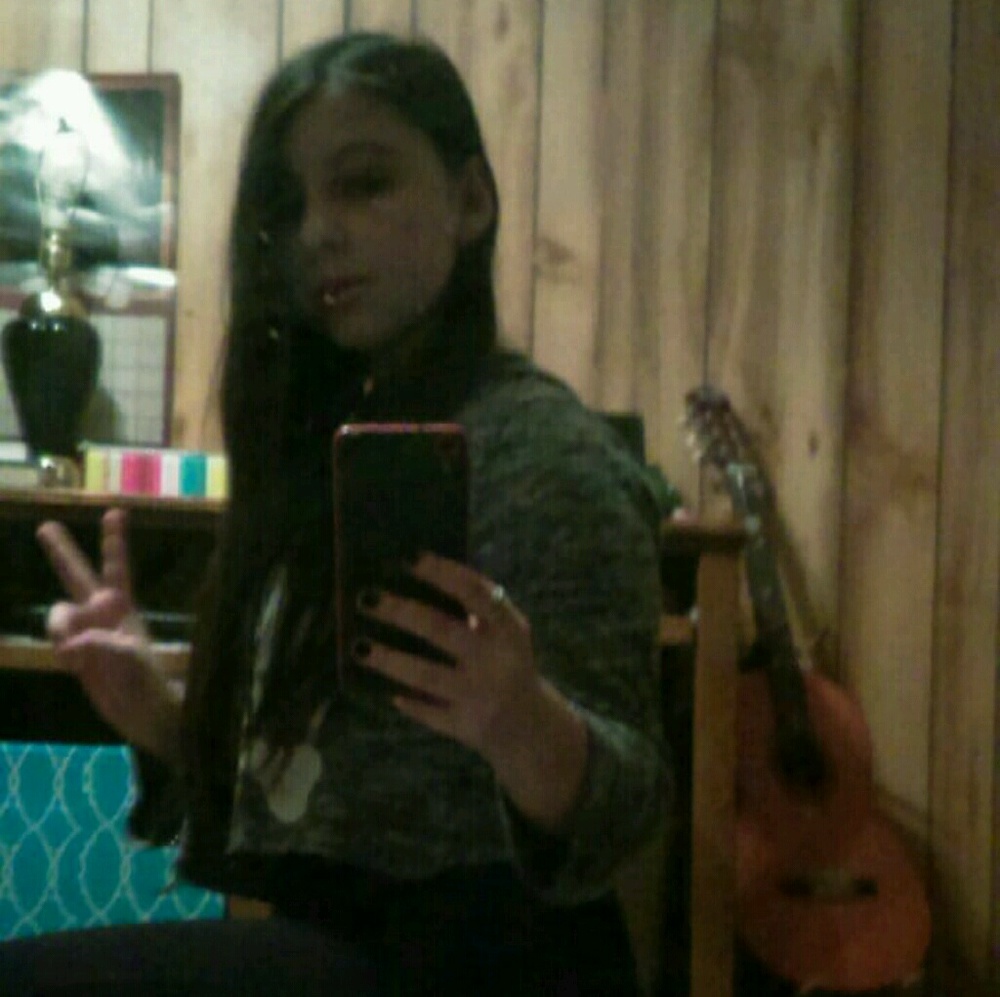 Meet your Posher, Genevieve